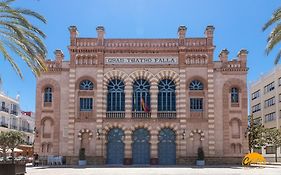 Carpenter'S Home By Cadiz Time